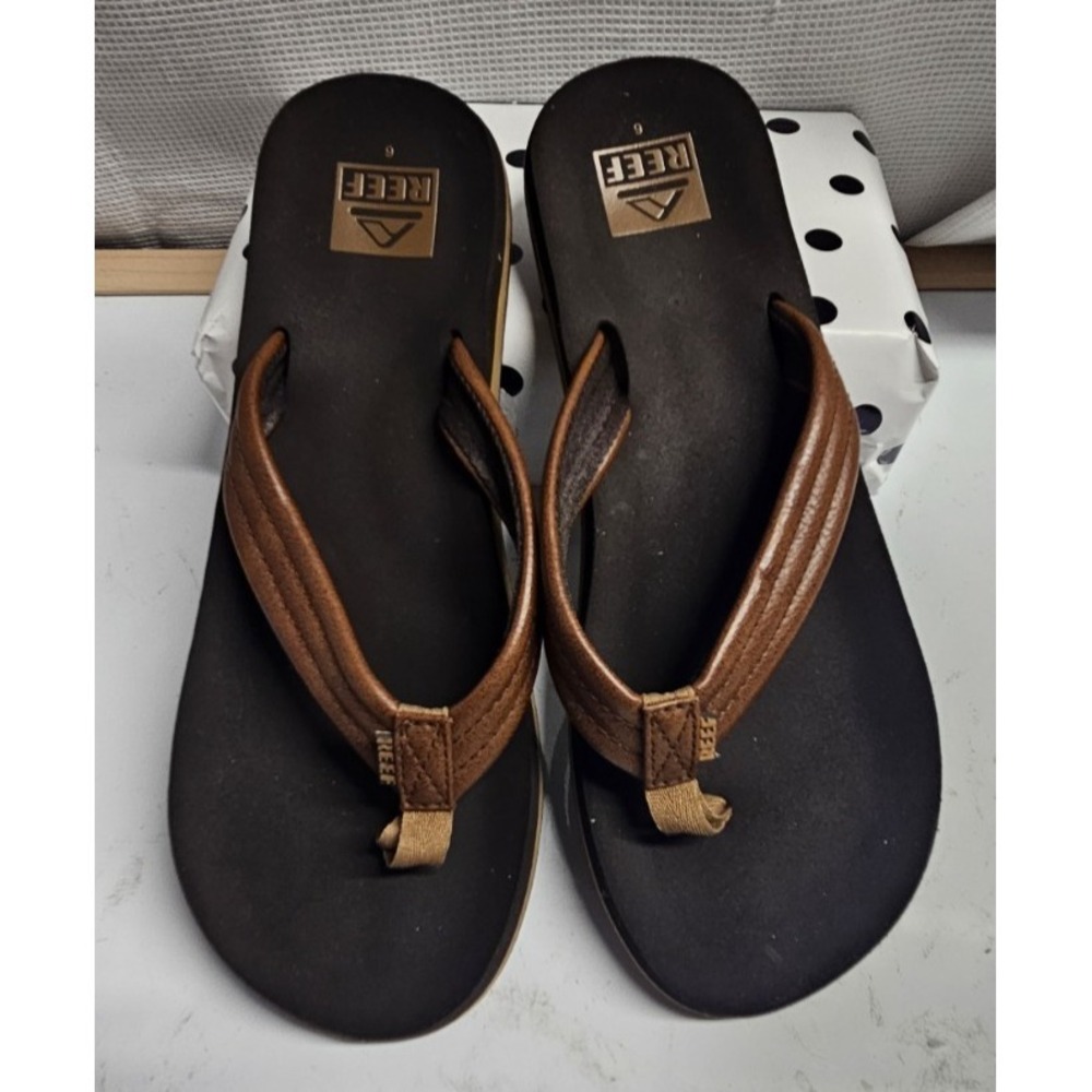 REEF KIDS AHI flip flop sandals big kid EU 37/ US 6 brown faux leather upper